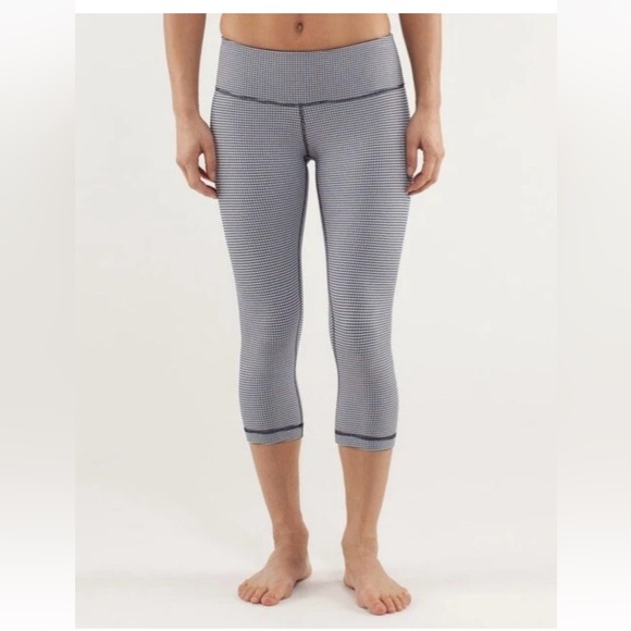Lululemon Gingham Wunder Under Crop II - Picture 1 of 4